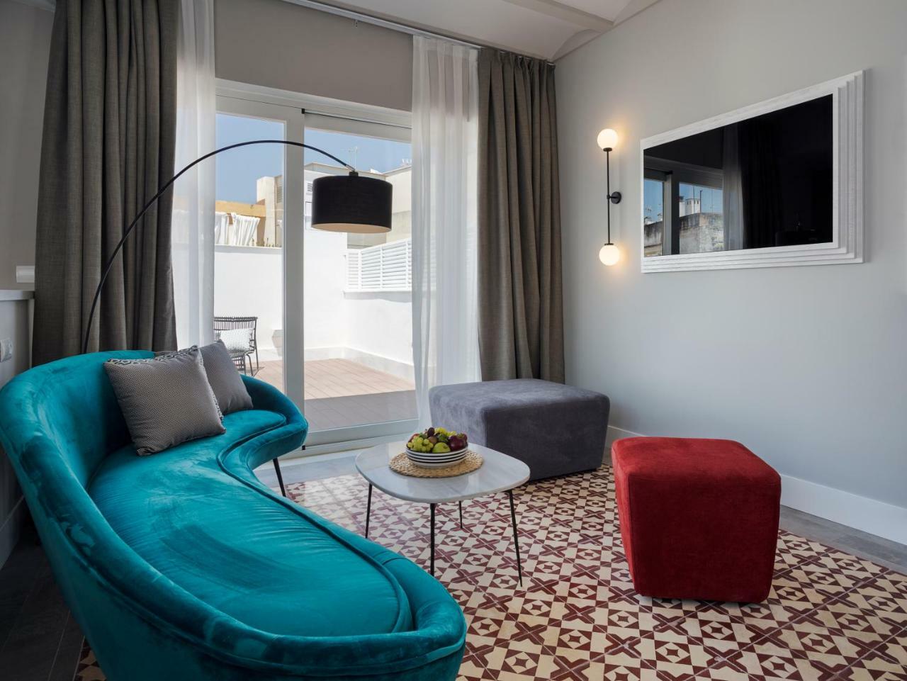 Apartamentos One Shot Conde De Torrejon Siviglia Esterno foto